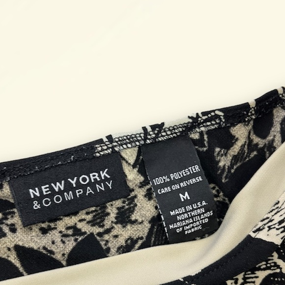 2000s Y2K tank Top - Picture 2 of 3